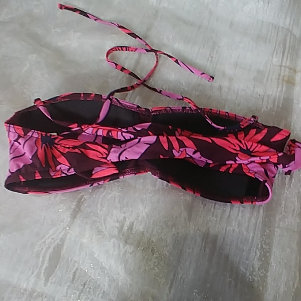Swimwear - Picture 2 of 2